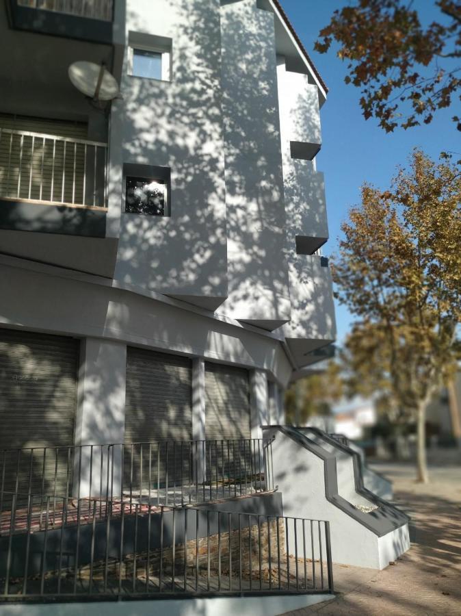 אמפוריבראבה Apartamento Dinasty מראה חיצוני תמונה